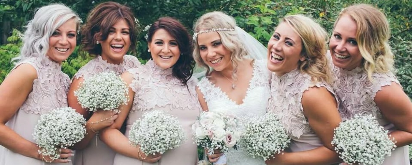 Wedding flowers from Floral Dreams in Nottingham